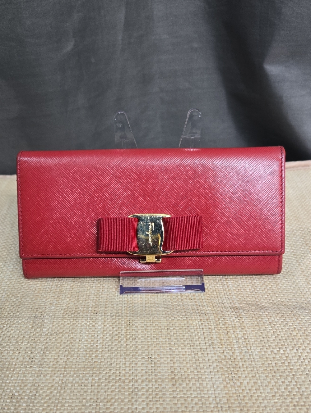 Salvatore Ferragamo Red Leather Vara Bow Continental Wallet EUC